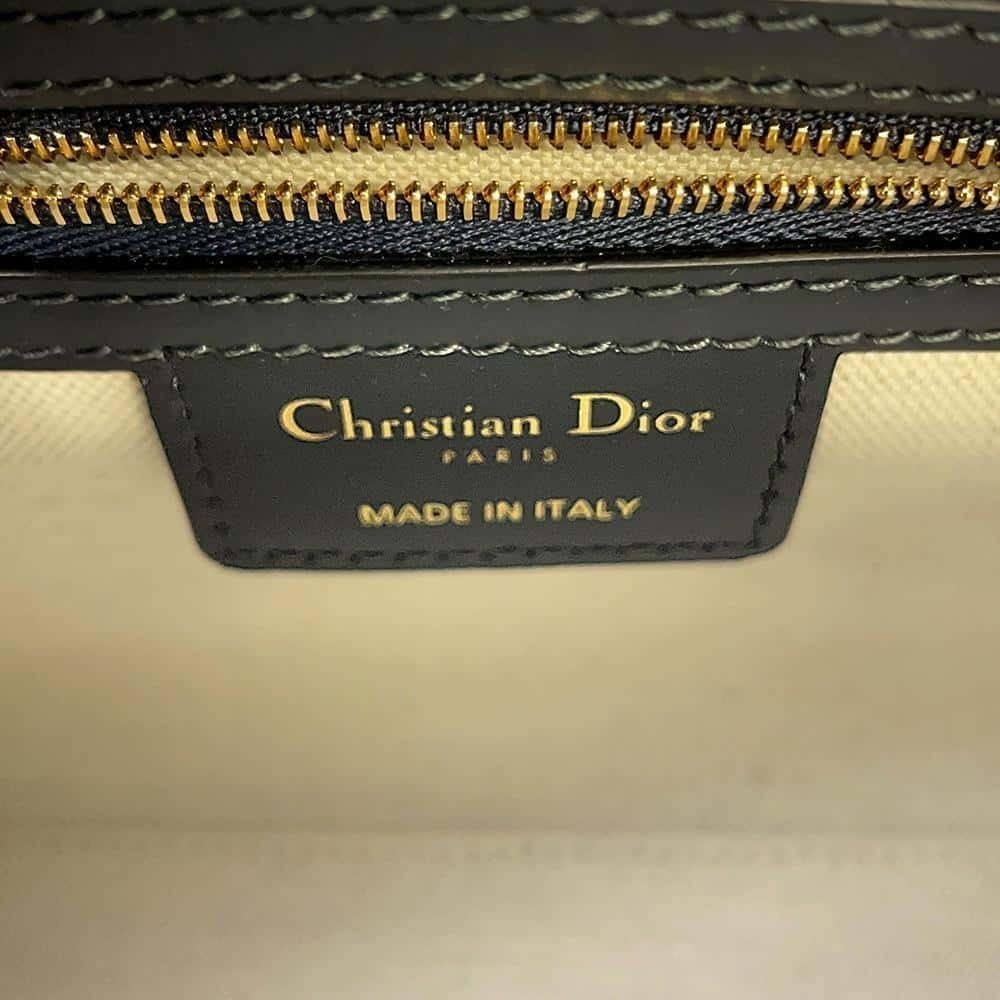 Christian Dior Groove Handbag Shoulder Bag - Picture 10 of 11